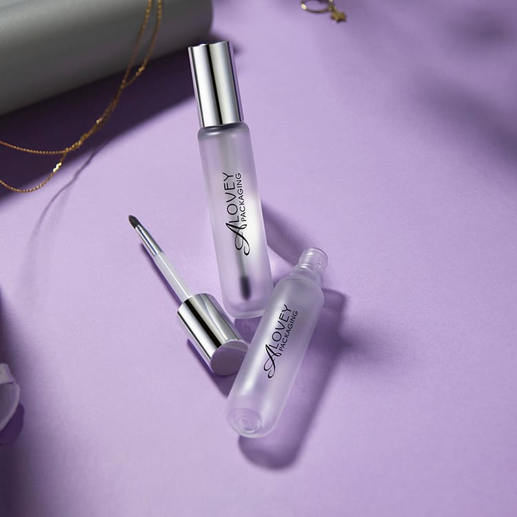 Minimalist Cosmetic Packaging