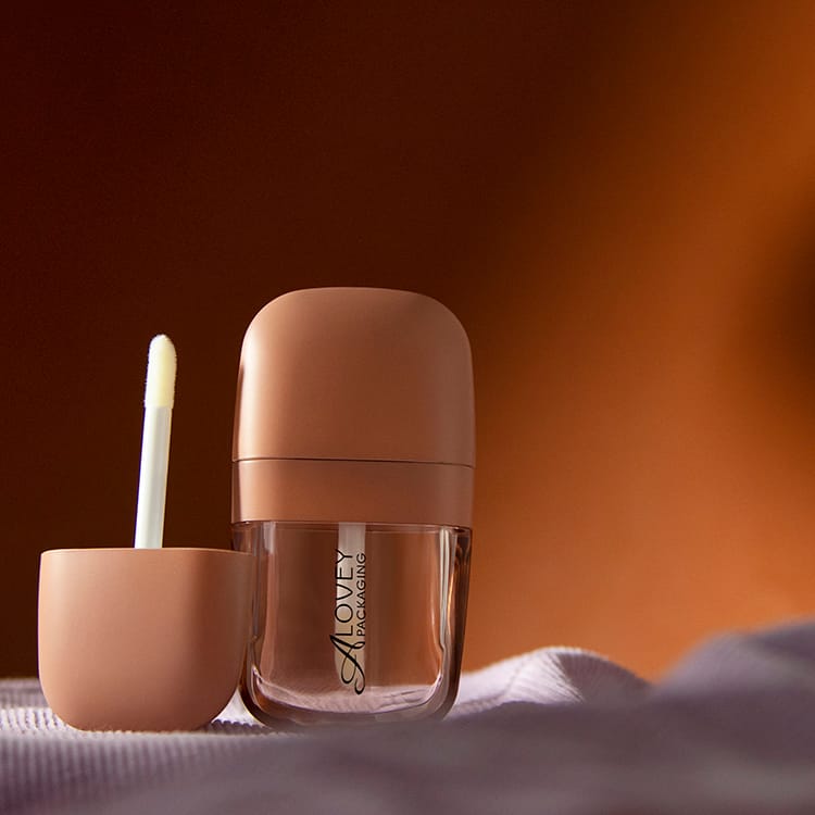 5ML flat shape empty lipgloss tubes lipgloss container with collar
