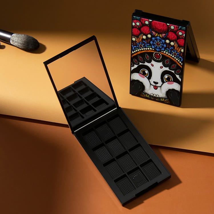 empty eyeshadow palette