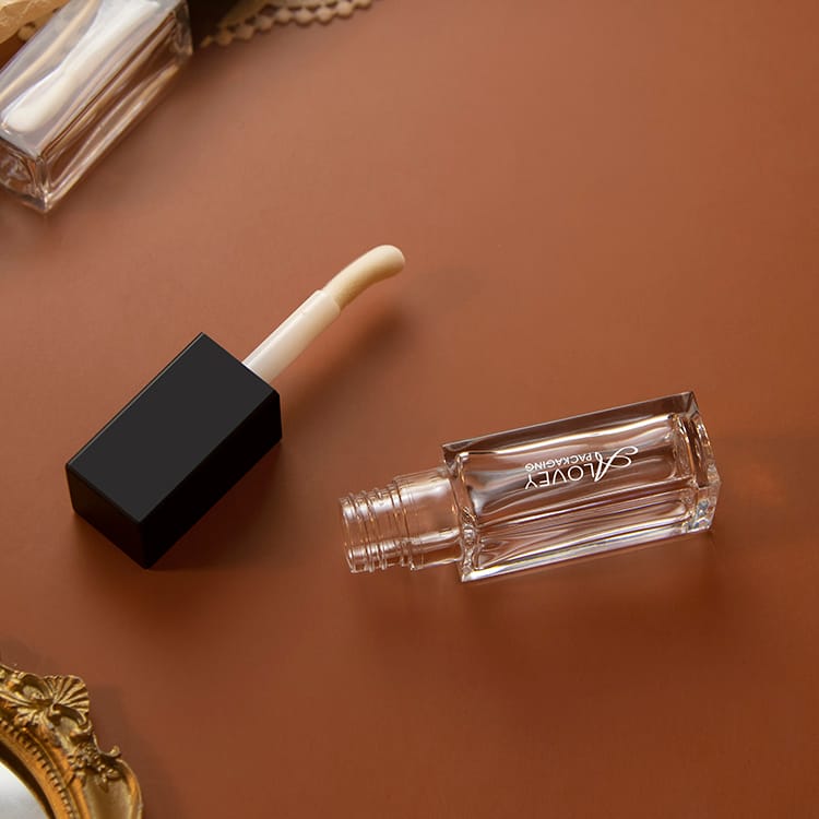 large concealer tube