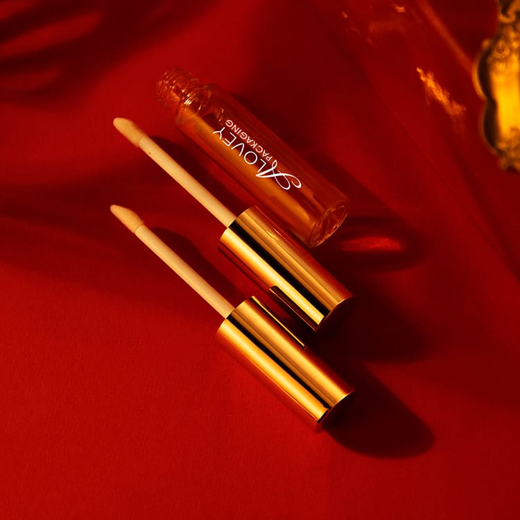 empty plastic lip gloss tube