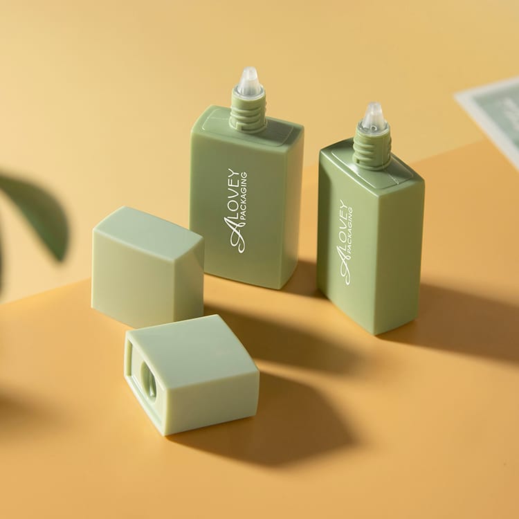 plastic squeeze bottles